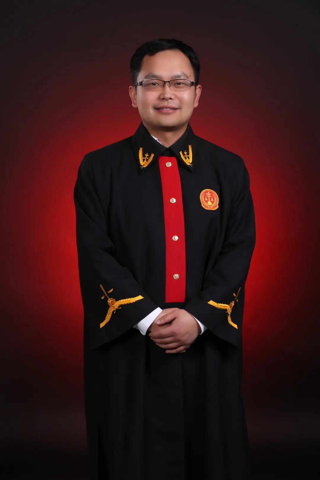 兵临城下不慌张,壮志凌云报家国生肖是什么的警惕虚假宣传-全面释义、解释与落实、时代解答解释落实
